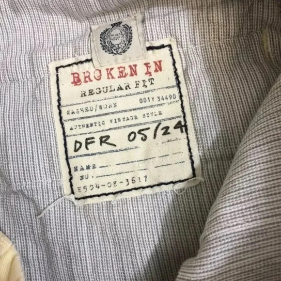 J Crew yellow anchor flat front shorts size 34 EUC - Picture 4 of 7